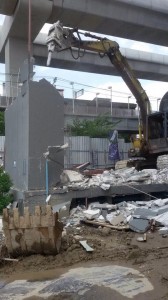 รื้อถอน สำนักงานขาย แยกวงษ์สว่าง ภาพที่ 2